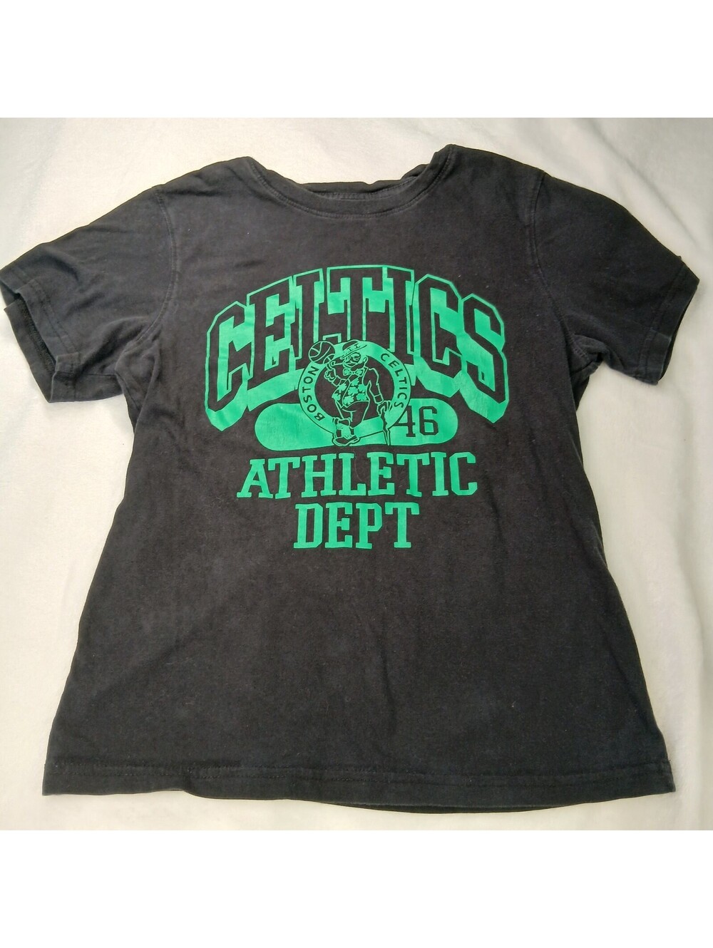 Boston Celtics Youth Shirt M 10-12 Black Green Athletic Dept Graphic Tee NBA